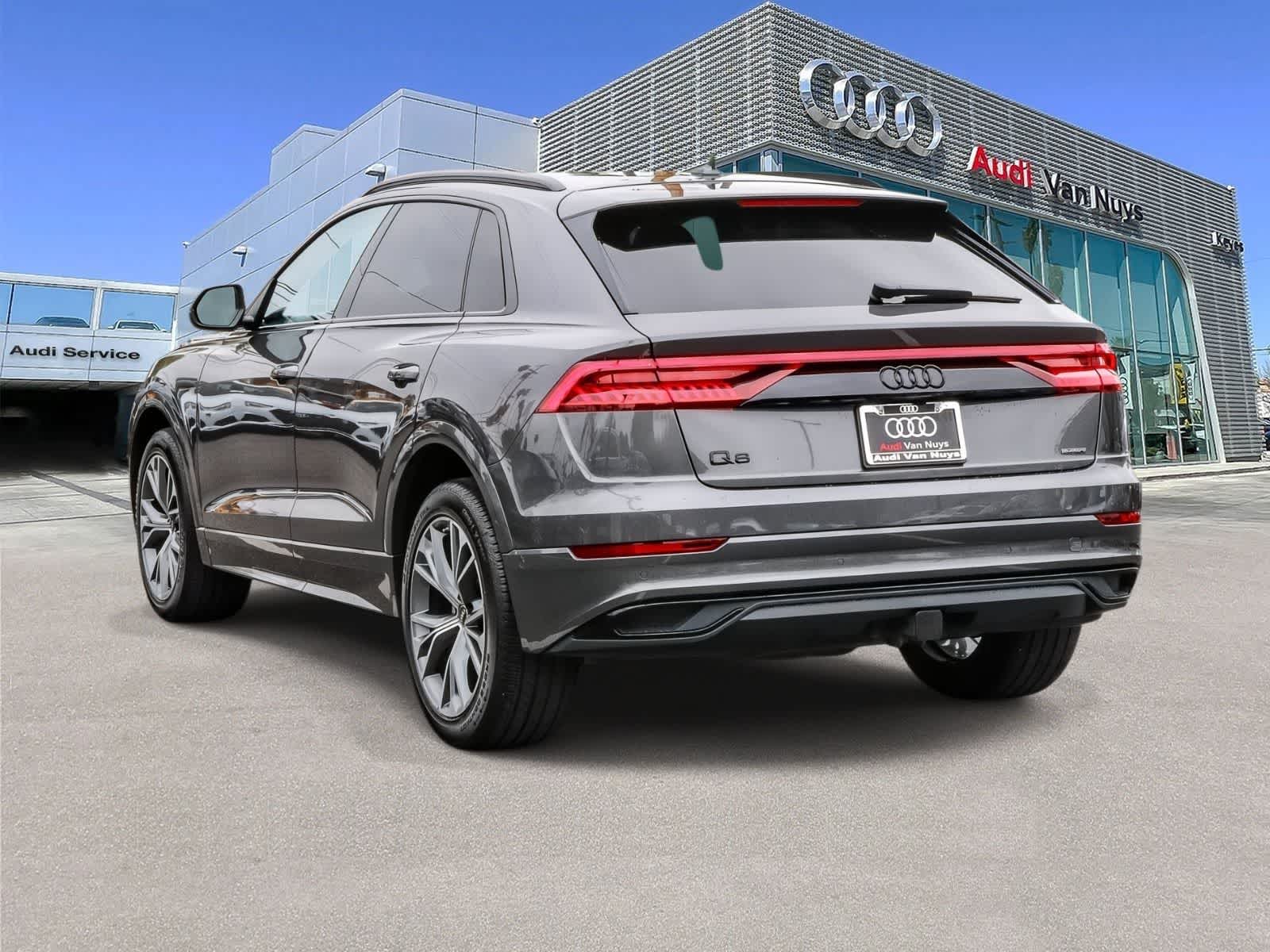 Thumbnail: 2023 Audi Q8 - 2