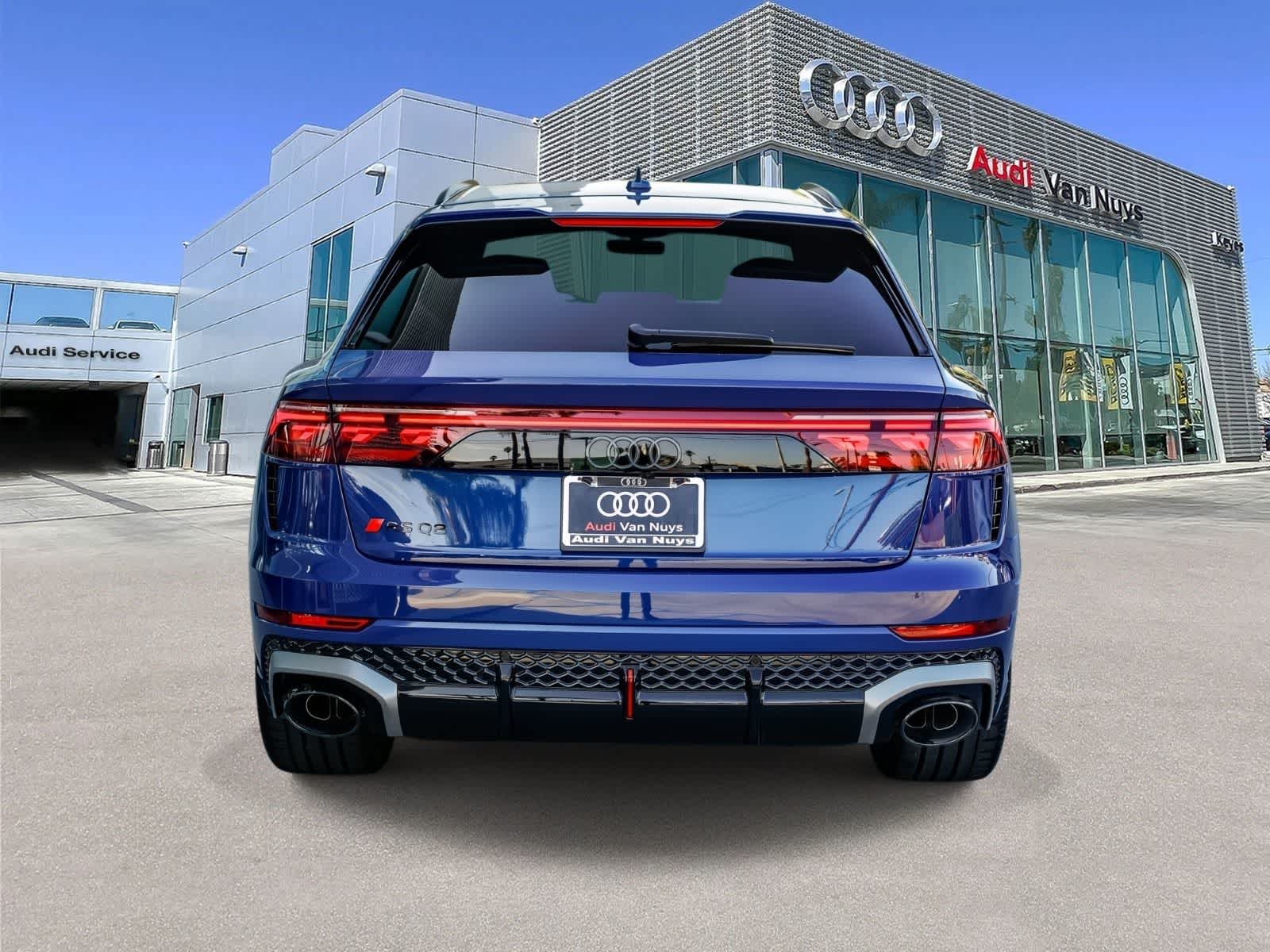 Thumbnail: 2025 Audi RS Q8 - 5