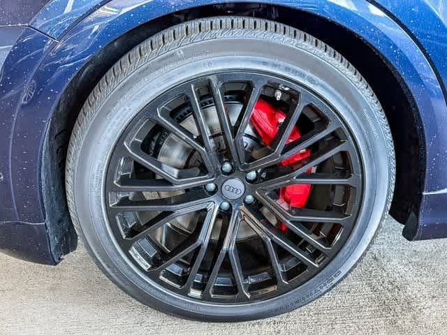 Thumbnail: 2026 Audi SQ8 - 9