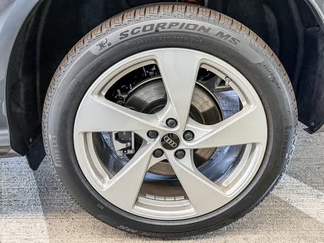 Thumbnail: 2025 Audi Q5 - 8