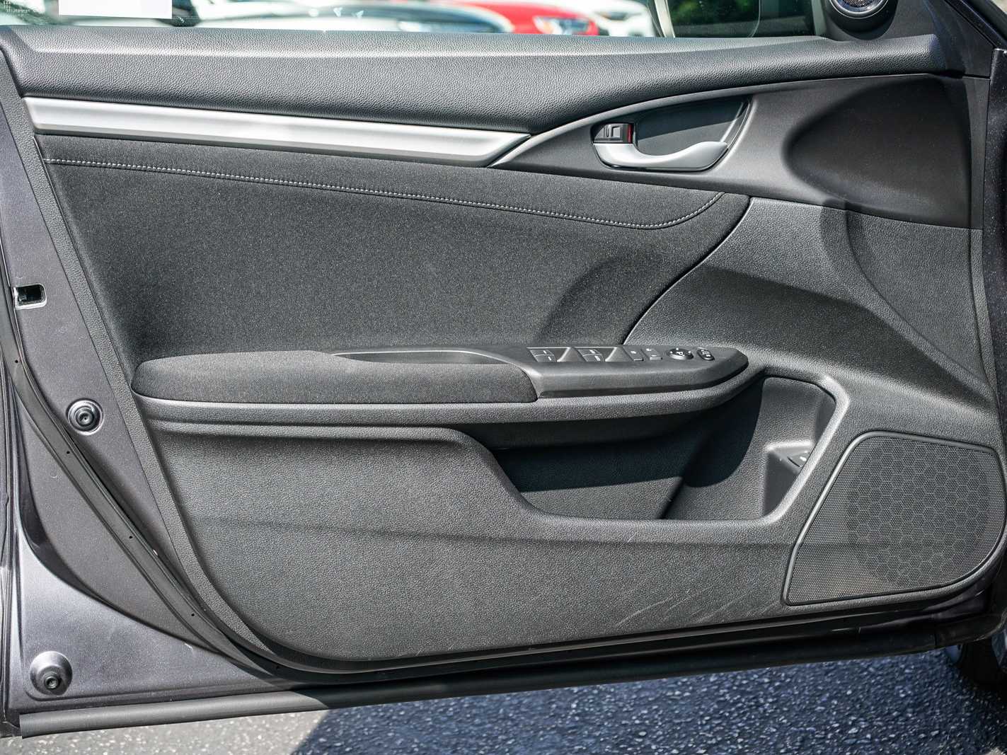 Thumbnail: 2018 Honda Civic - 19