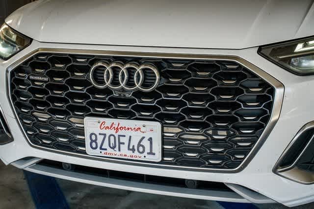 Thumbnail: 2022 Audi Q5 - 8