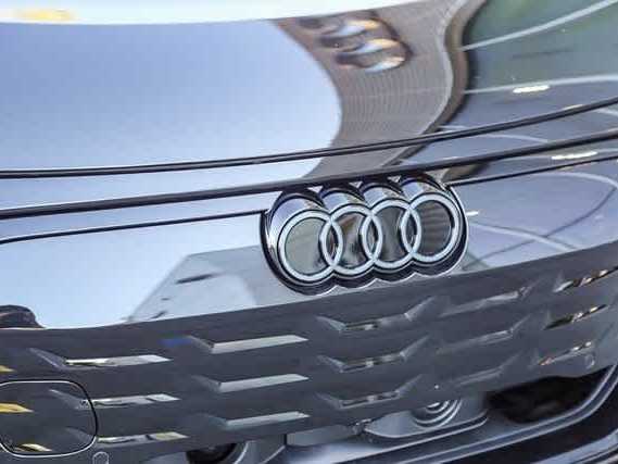 Thumbnail: 2026 Audi e-tron GT - 6