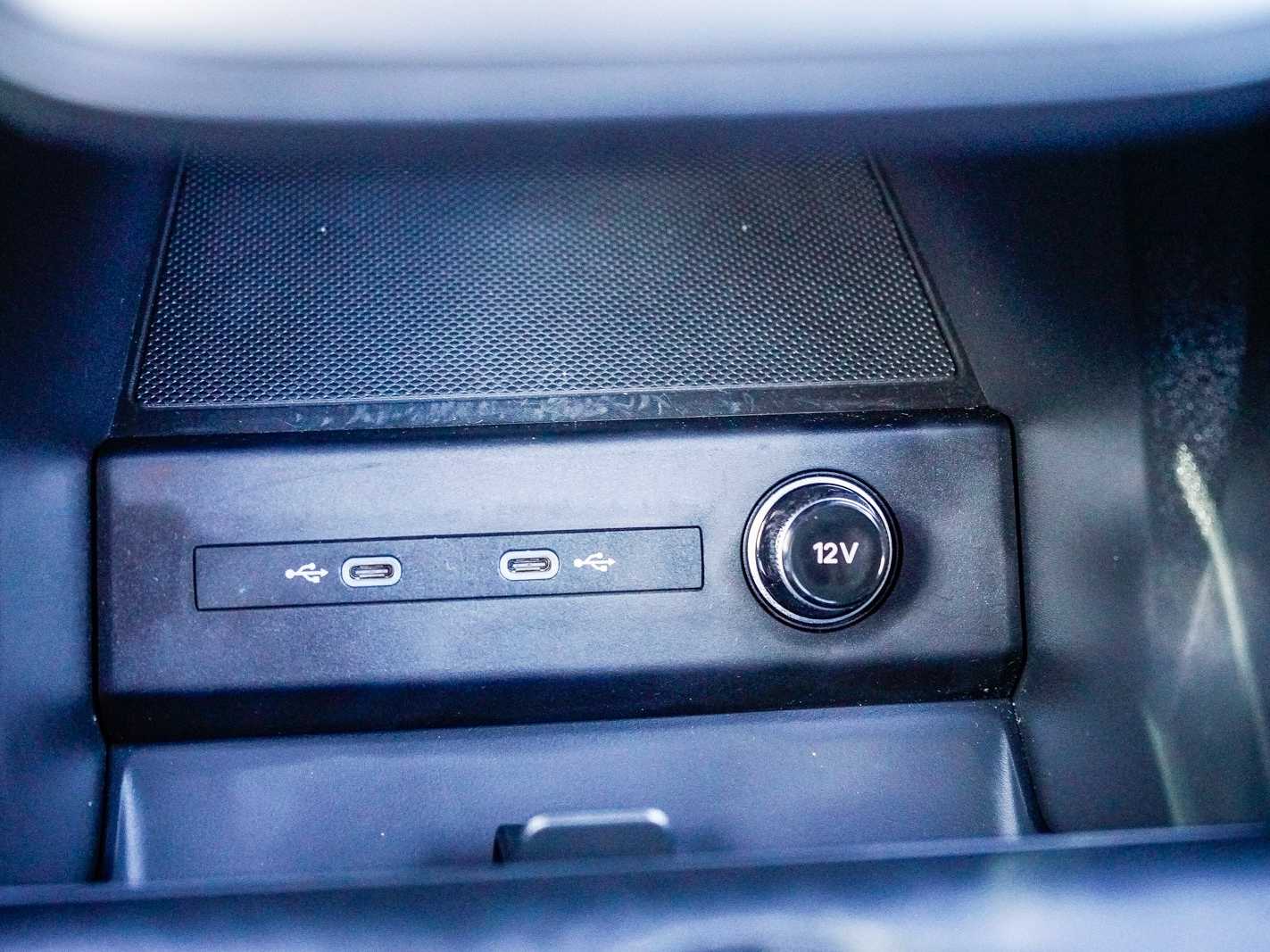 Thumbnail: 2023 Audi Q4 e-tron - 22