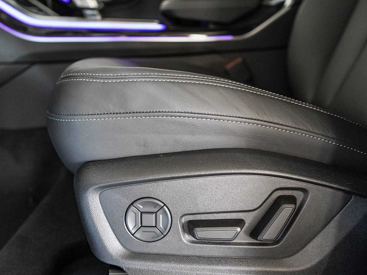 Thumbnail: 2026 Audi Q7 - 21