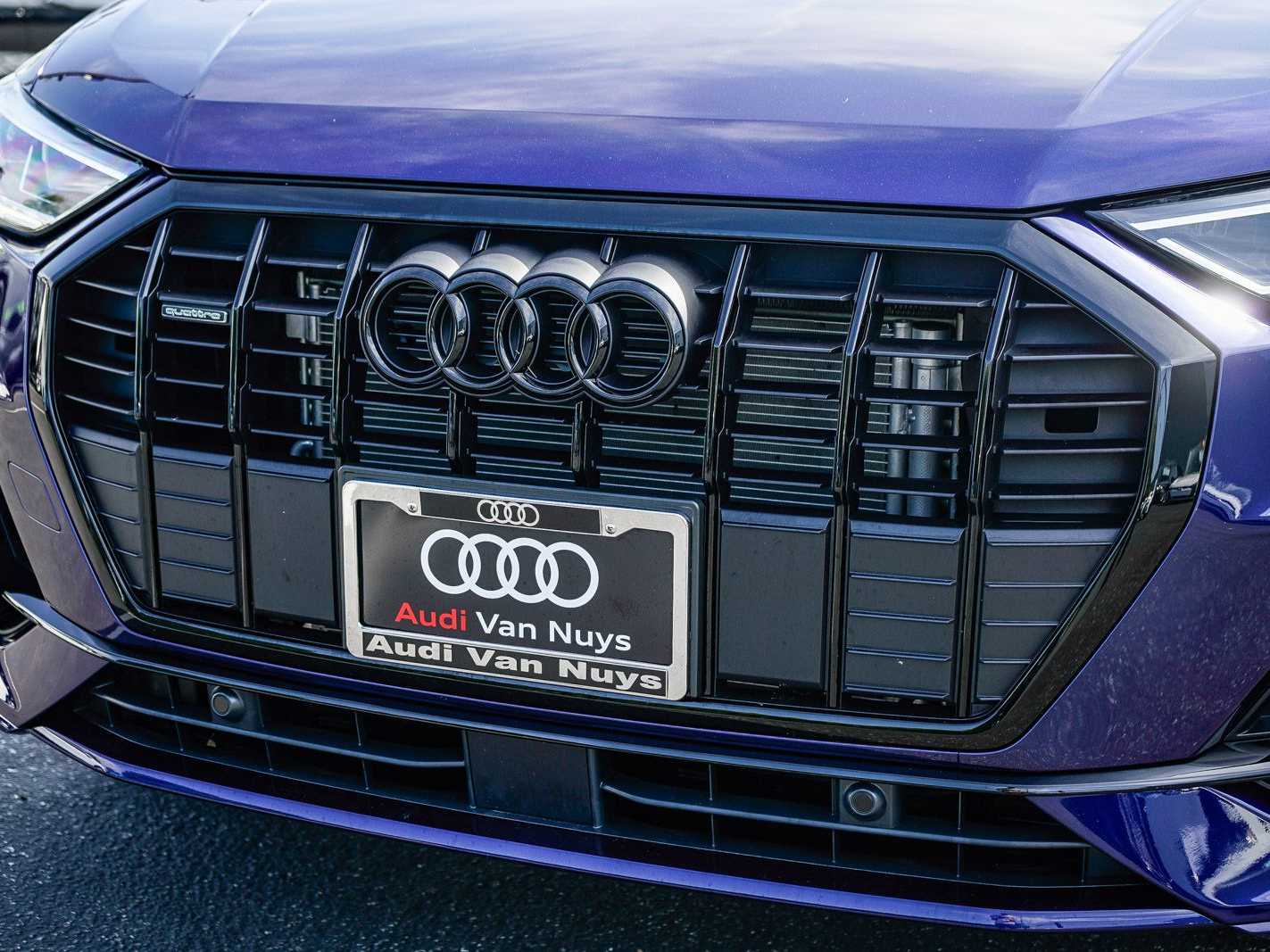 Thumbnail: 2025 Audi Q3 - 8