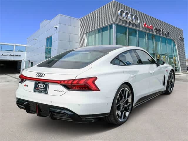 Thumbnail: 2025 Audi RS e-tron GT - 4