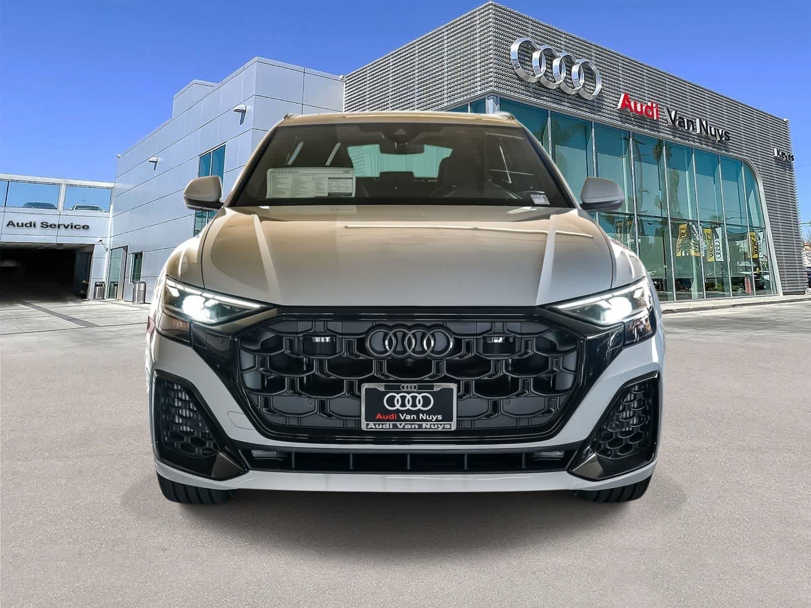 Thumbnail: 2026 Audi Q8 - 2