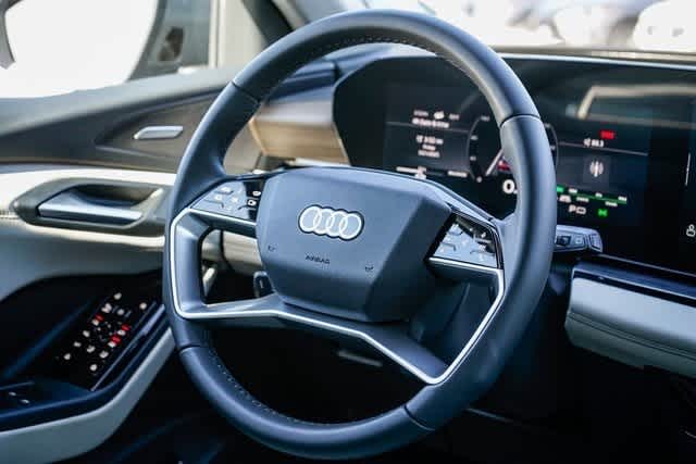Thumbnail: 2025 Audi Q6 e-tron - 15