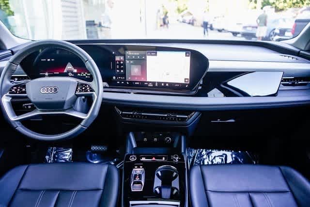 Thumbnail: 2025 Audi Q6 e-tron - 12