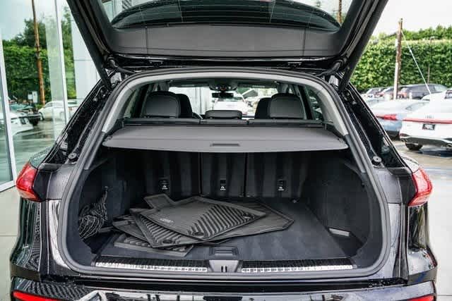 Thumbnail: 2025 Audi Q5 - 26