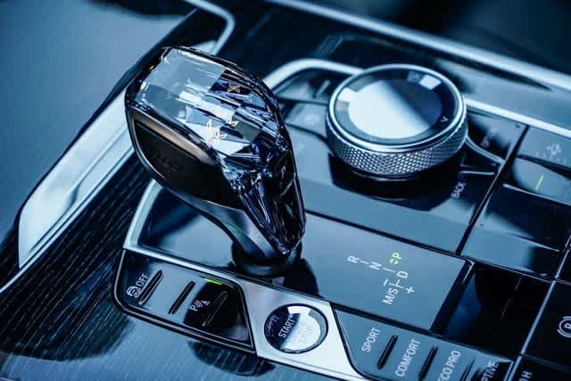 Thumbnail: 2021 BMW X7 - 22