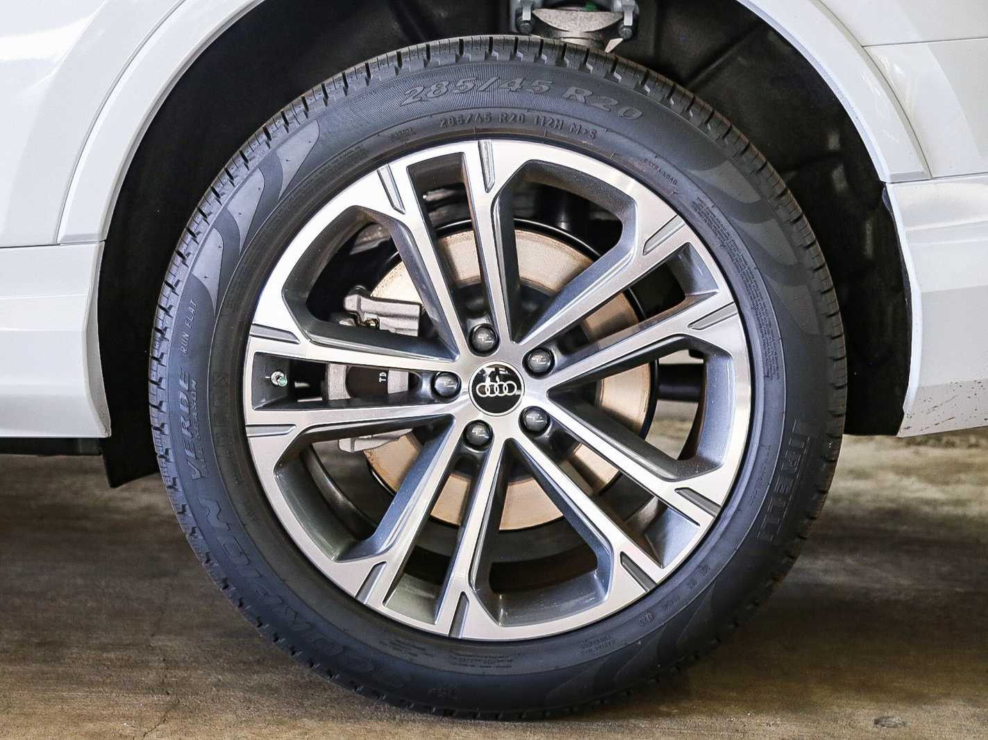 Thumbnail: 2026 Audi Q7 - 11