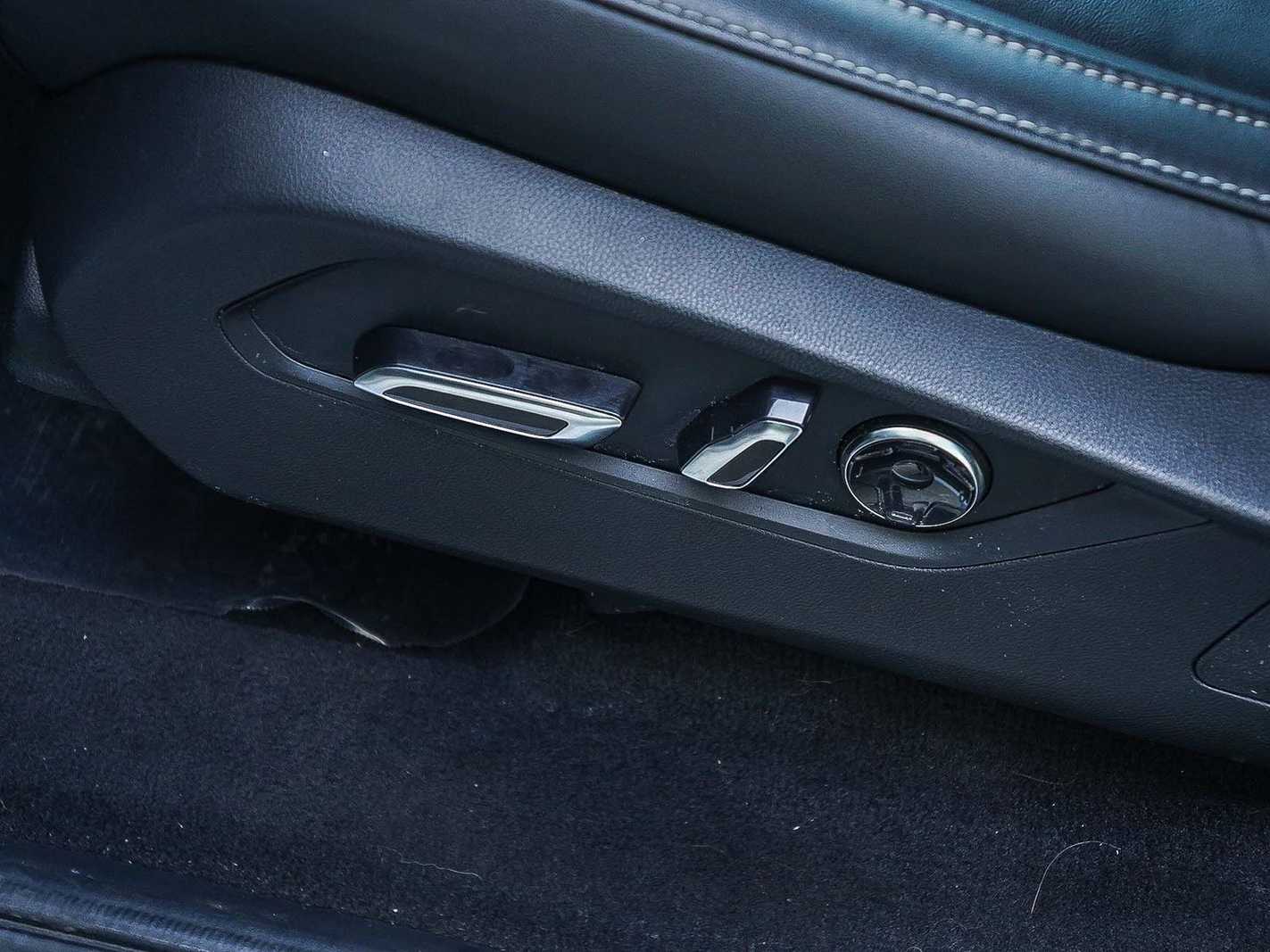 Thumbnail: 2024 Acura MDX - 24