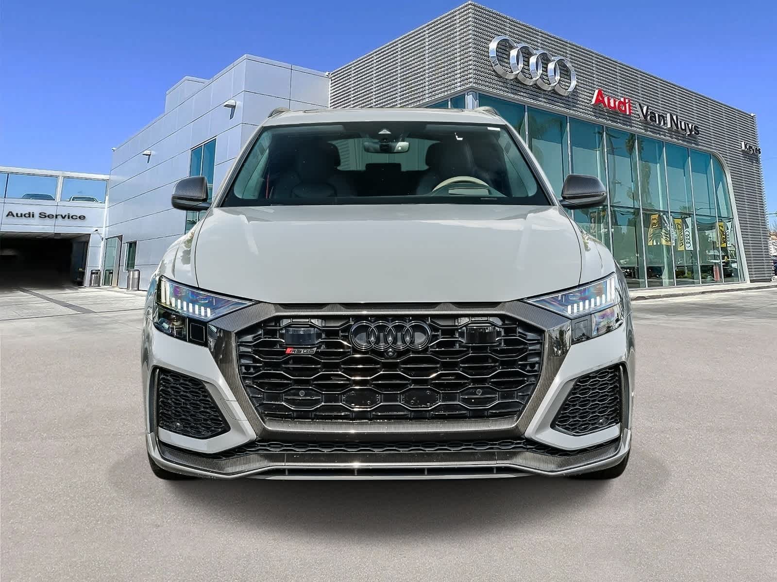 Thumbnail: 2023 Audi RS Q8 - 2