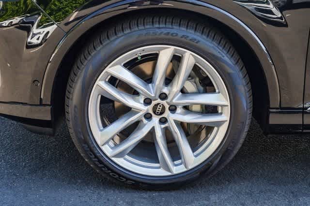 Thumbnail: 2025 Audi Q7 - 10
