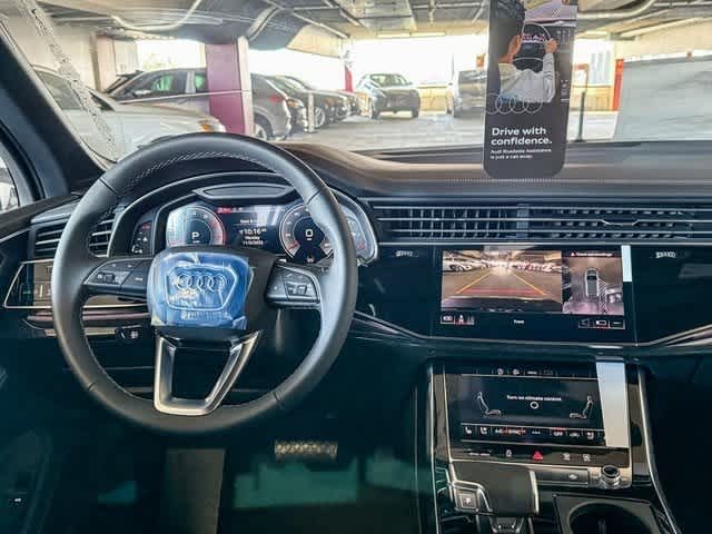 Thumbnail: 2025 Audi Q7 - 13