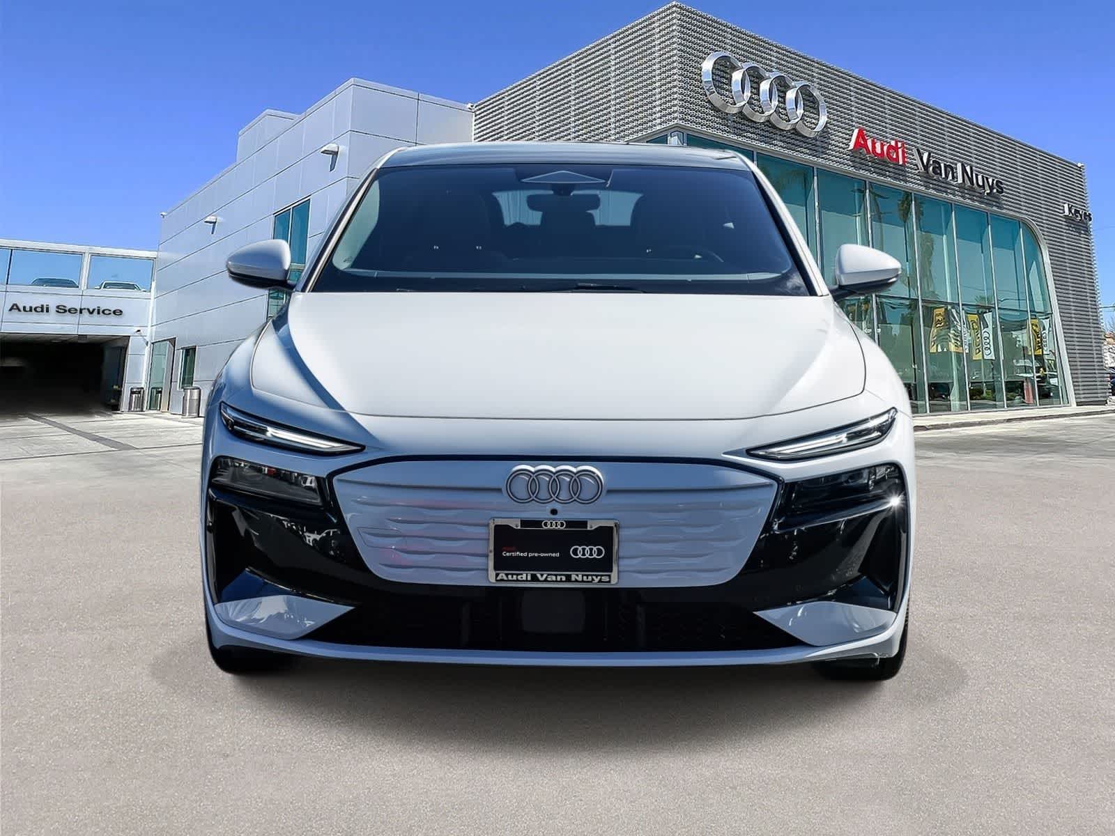 Thumbnail: 2025 Audi e-tron - 6