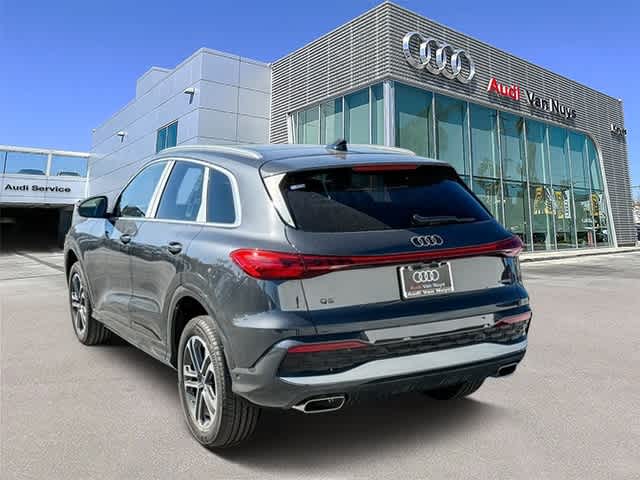 Thumbnail: 2025 Audi Q5 - 6