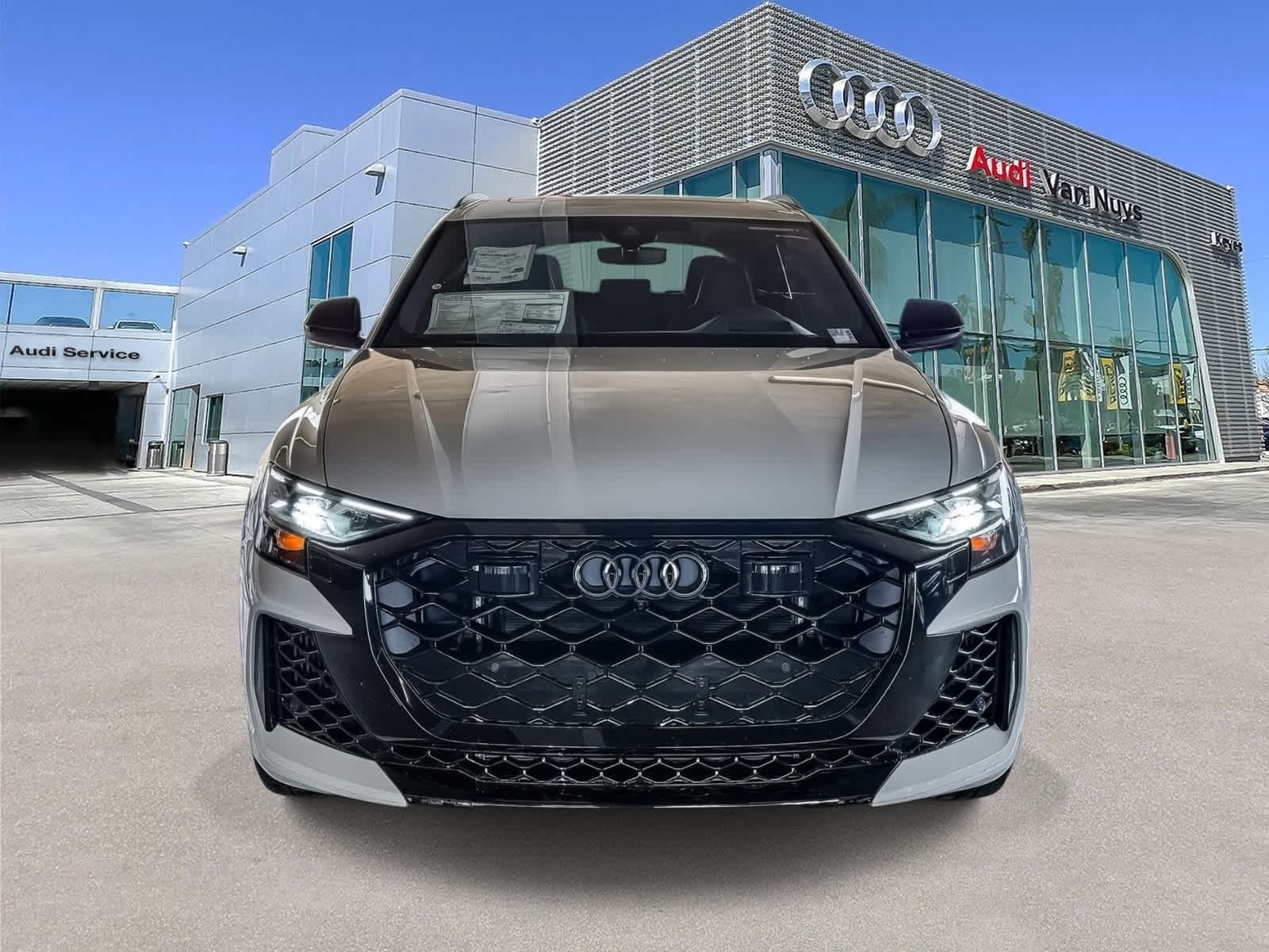 Thumbnail: 2026 Audi RS Q8 - 2