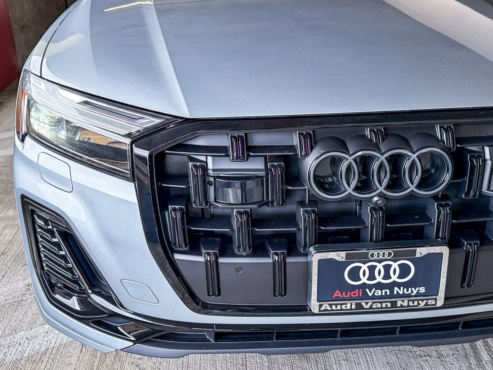 Thumbnail: 2026 Audi Q7 - 11