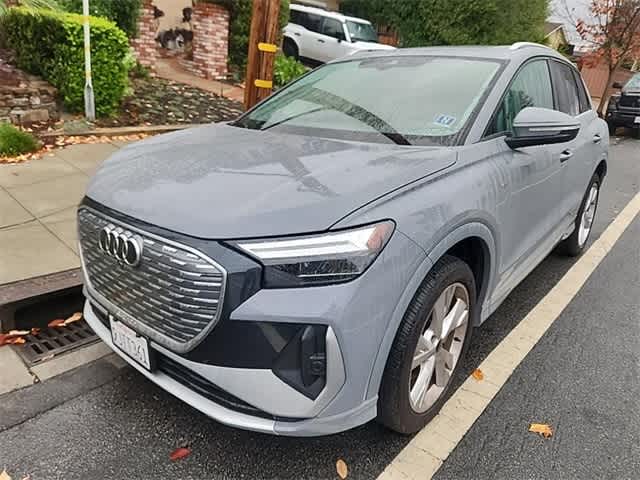 Thumbnail: 2023 Audi Q4 e-tron - 4