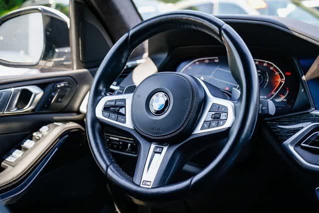 Thumbnail: 2021 BMW X7 - 15