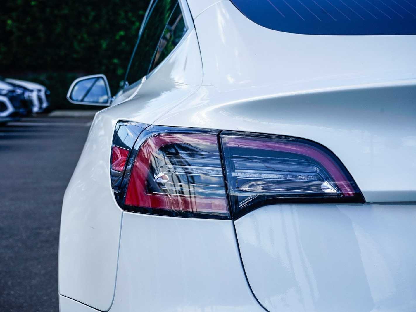 Thumbnail: 2020 Tesla Model 3 - 9