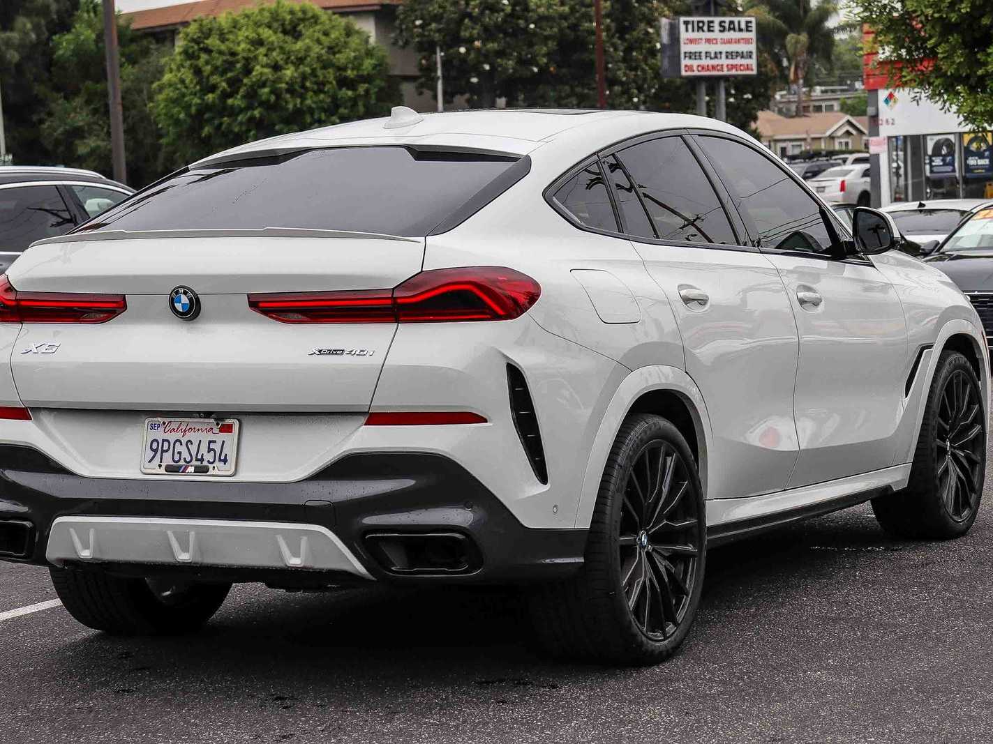 Thumbnail: 2022 BMW X6 - 3