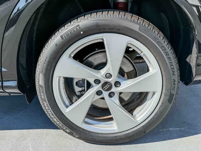 Thumbnail: 2025 Audi Q5 - 8