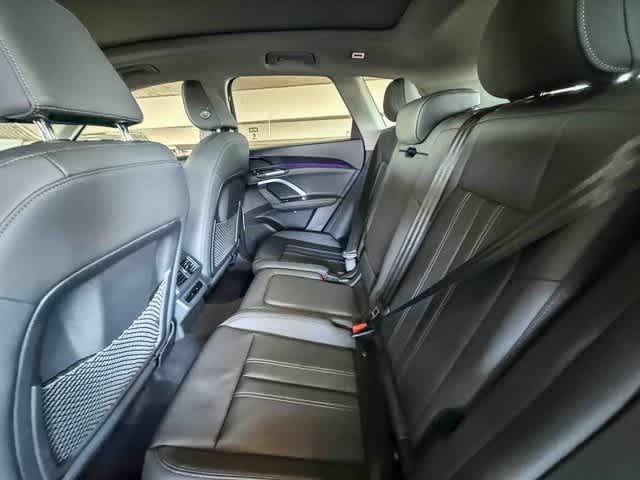 Thumbnail: 2025 Audi Q5 - 18