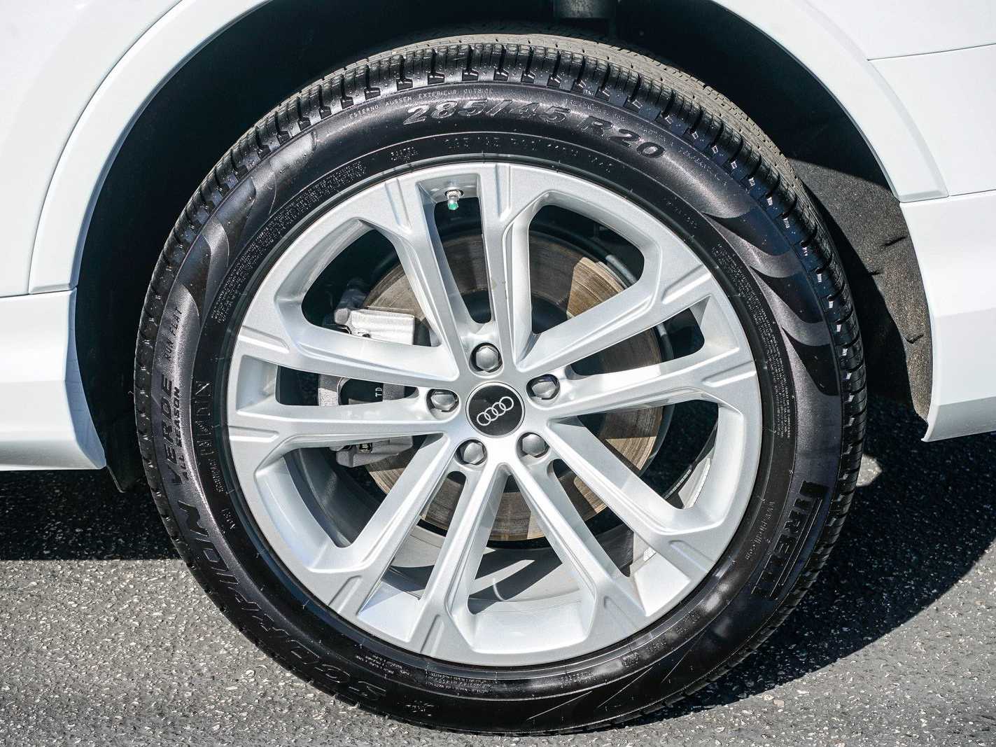 Thumbnail: 2025 Audi Q7 - 10