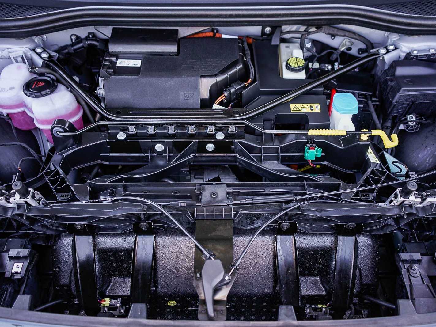 Thumbnail: 2023 Audi Q4 e-tron - 27