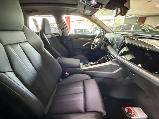 Thumbnail: 2025 Audi Q5 - 17