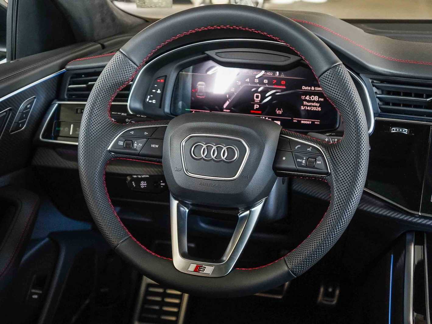 Thumbnail: 2026 Audi SQ8 - 15