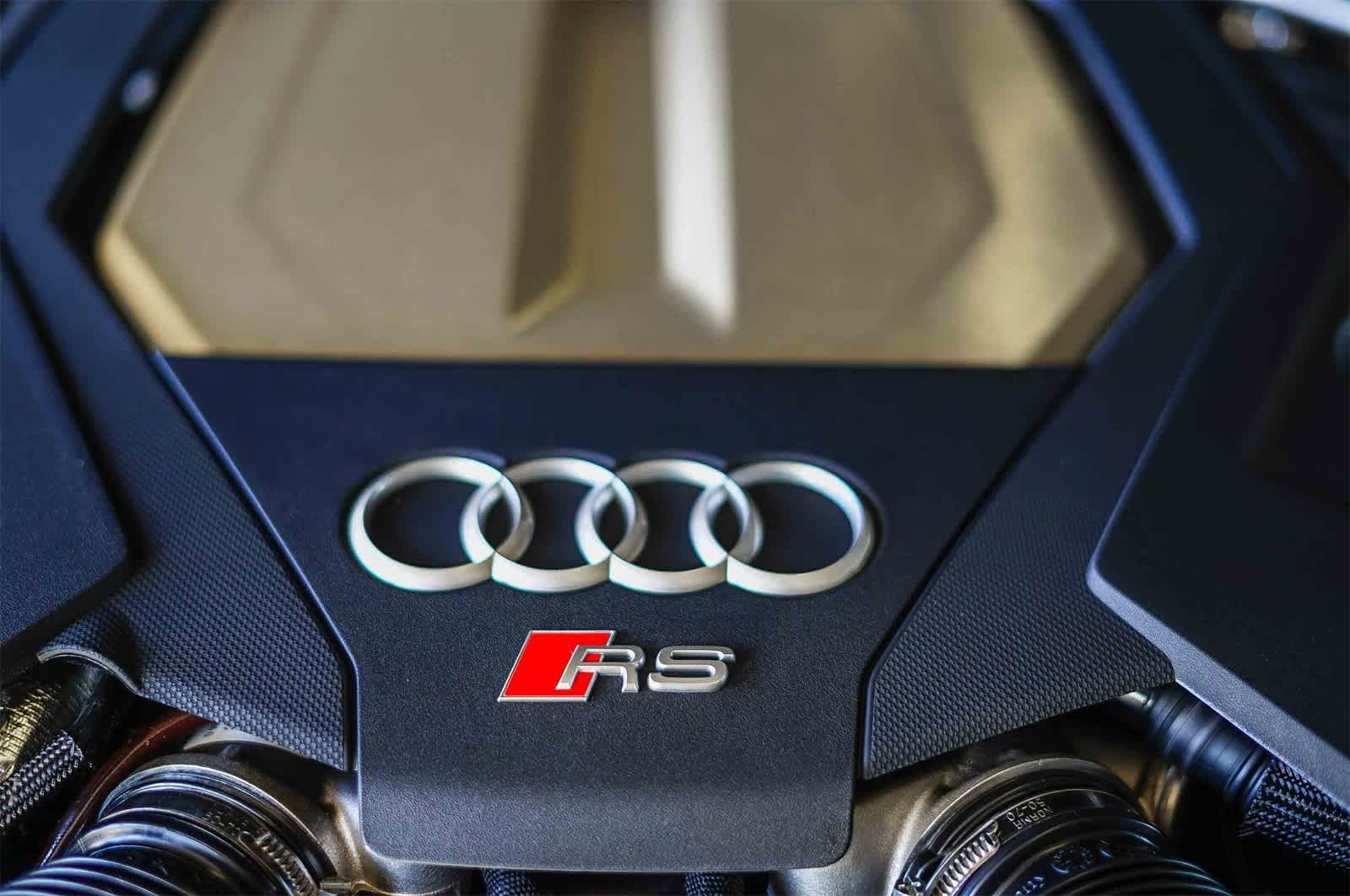 Thumbnail: 2026 Audi RS 6 - 31