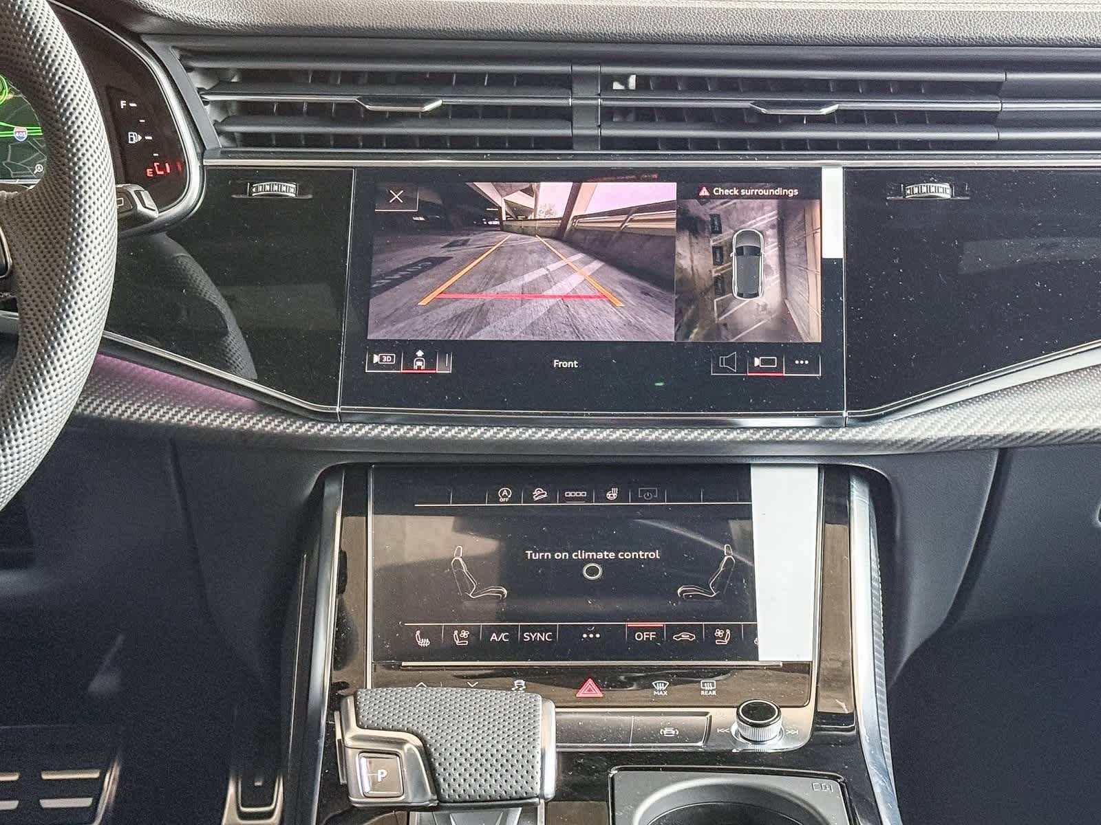 Thumbnail: 2026 Audi SQ8 - 14