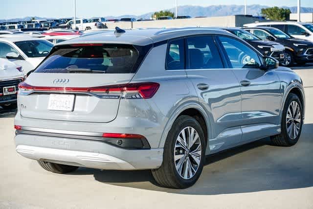Thumbnail: 2023 Audi Q4 e-tron - 4