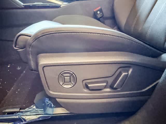 Thumbnail: 2025 Audi Q5 - 21