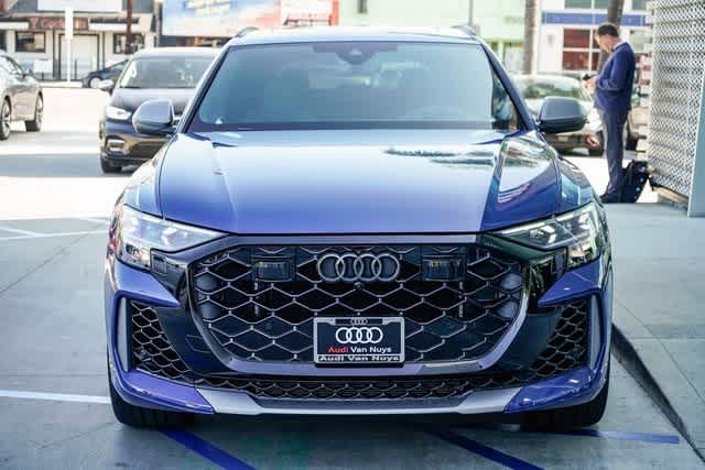 Thumbnail: 2025 Audi RS Q8 - 6