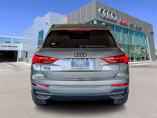 Thumbnail: 2025 Audi Q3 - 5