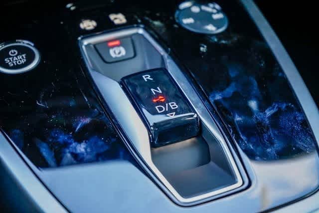 Thumbnail: 2026 Audi Q4 e-tron - 21