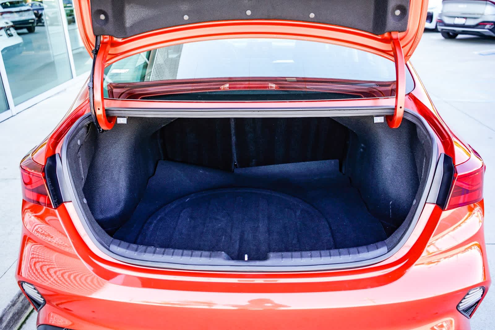 Thumbnail: 2023 Kia Forte - 26