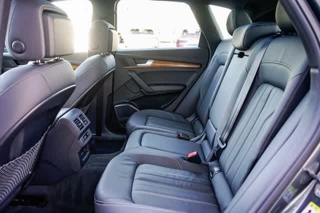 Thumbnail: 2022 Audi Q5 - 18