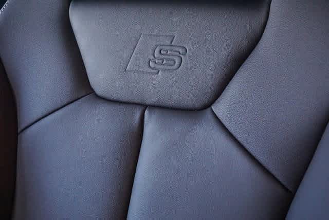 Thumbnail: 2025 Audi Q3 - 26