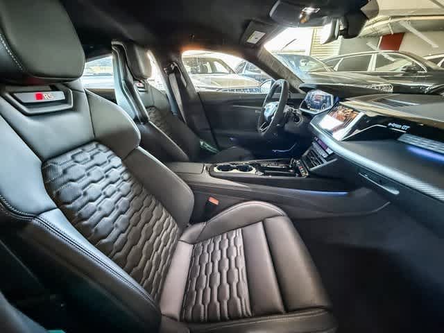 Thumbnail: 2026 Audi RS e-tron GT - 16