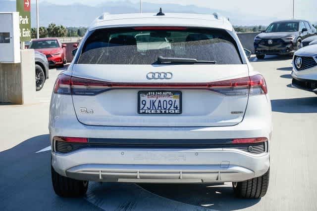 Thumbnail: 2023 Audi Q4 e-tron - 3