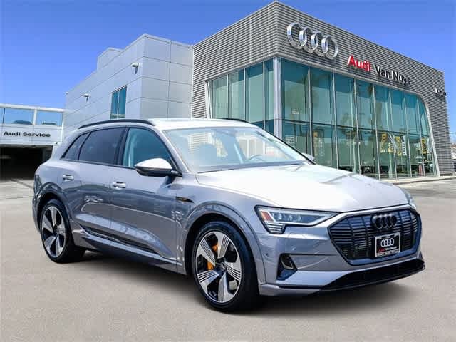 Thumbnail: 2022 Audi e-tron - 5