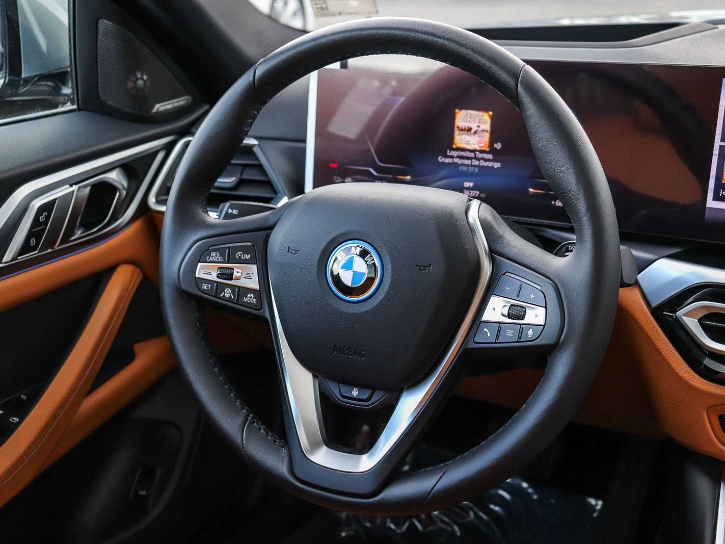 Thumbnail: 2024 BMW i4 - 16