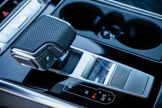 Thumbnail: 2024 Audi SQ8 - 21